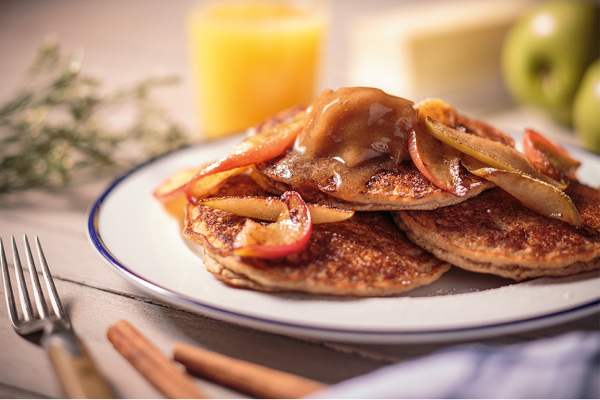 Cinnamon Applesauce Pancake Recipe